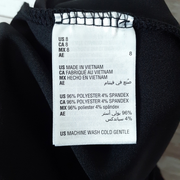 Bar III Sleeveless Jumpsuit Sz 8 Ruffle Shoulder 481 - Picture 7 of 7